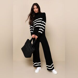 Lulu's Black and White Striped Turtleneck Sweater, Small, NWT